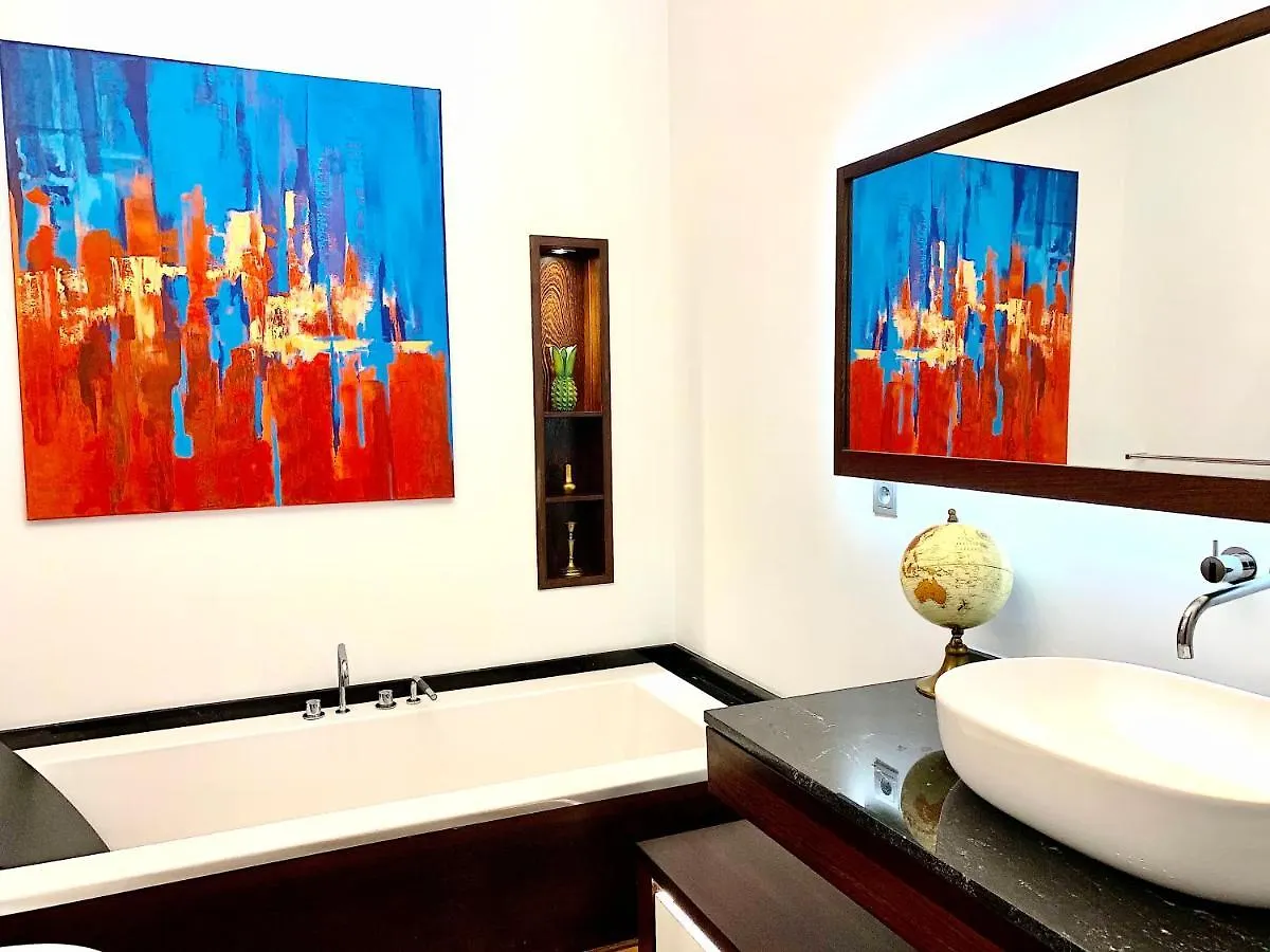 Mondrian Luxury Suites Unesco Old Town Warschau 0*,