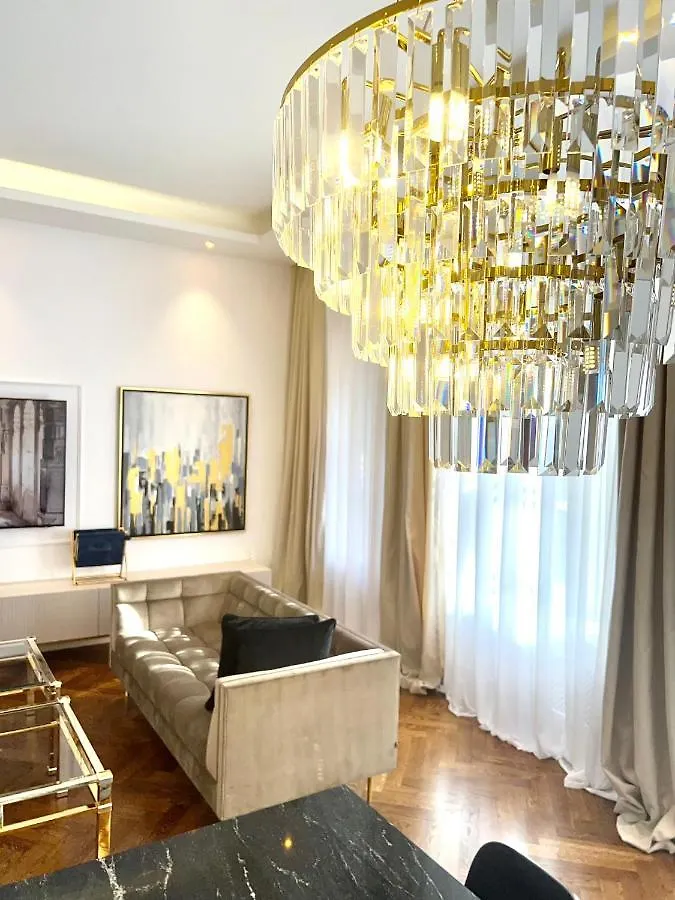 Aparthotel Mondrian Luxury Suites Unesco Old Town Warschau Polen