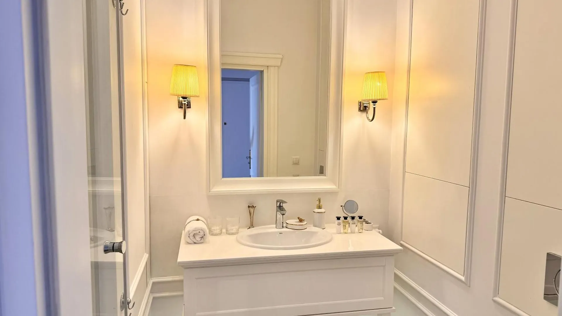 Aparthotel Mondrian Luxury Suites Unesco Old Town Warschau