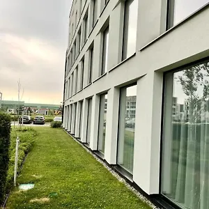 Wilanow Aparthotel