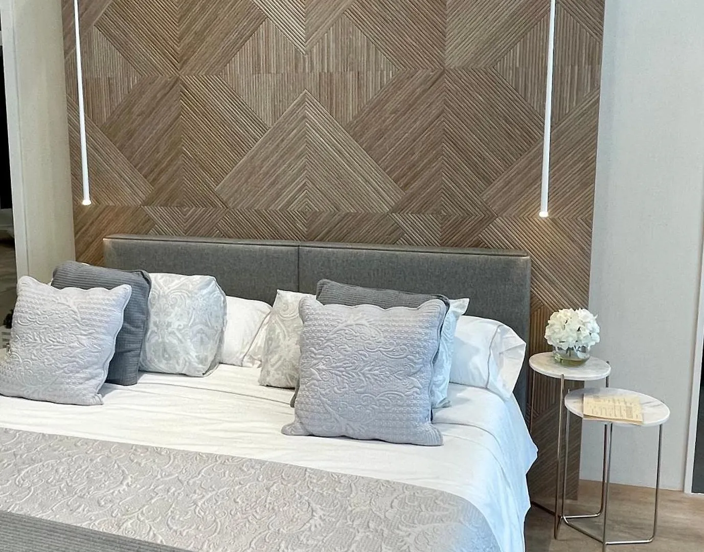 Aparthotel Mondrian Luxury Suites Unesco Old Town Warsaw Poland