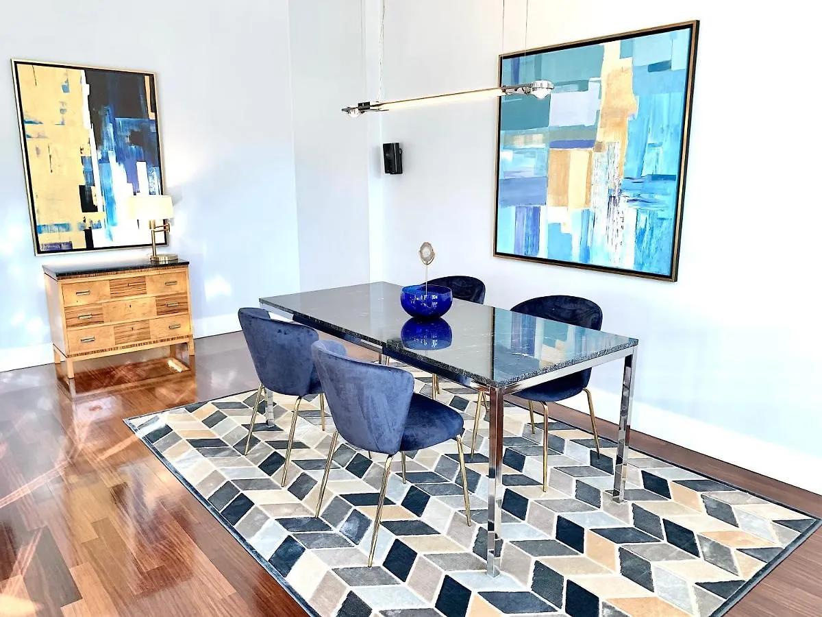 Hotel apartamentowy Mondrian Luxury Suites Unesco Old Town Warszawa
