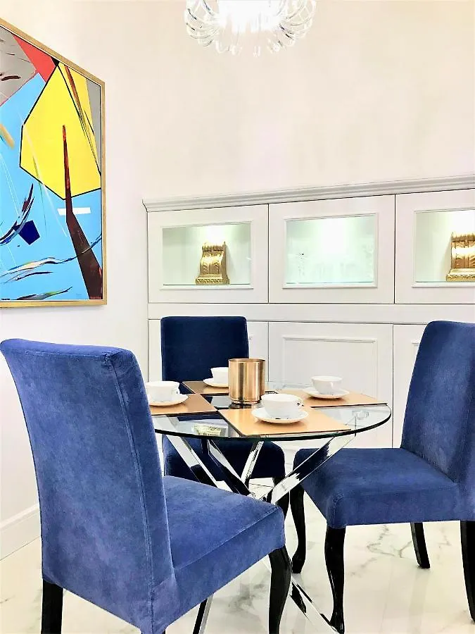 Mondrian Luxury Suites Unesco Old Town Warszawa Hotel apartamentowy
