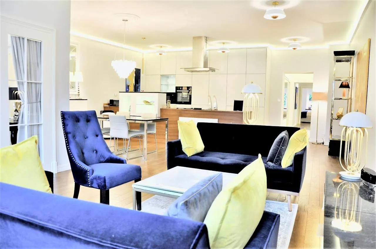 Mondrian Luxury Suites Unesco Old Town Warszawa 0*,  Polska