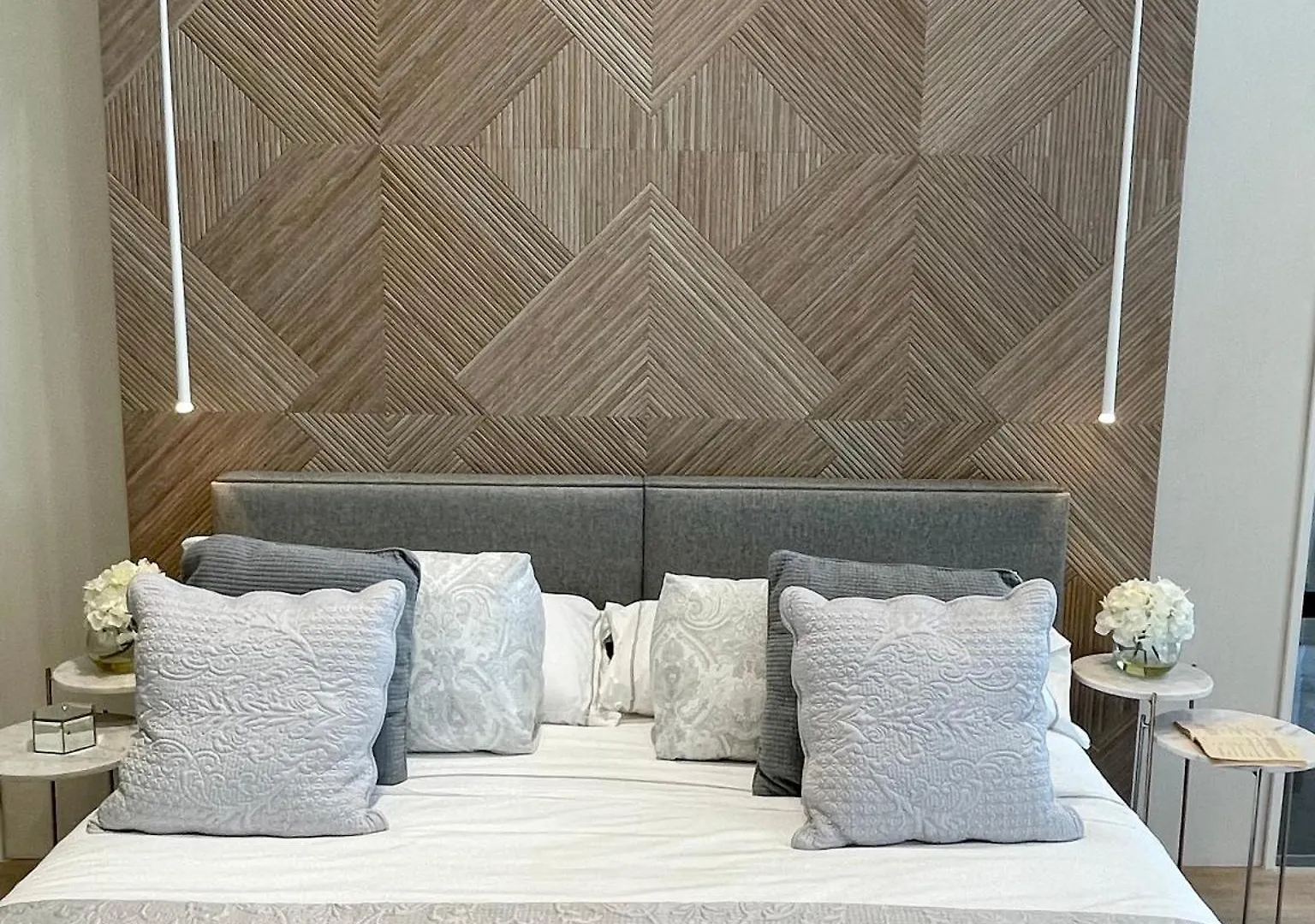 Mondrian Luxury Suites Unesco Old Town Warszawa Polska